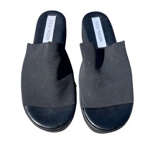 Genuine Y2K ICONIC Steve Madden Slinky black platform slip ons, deadstock